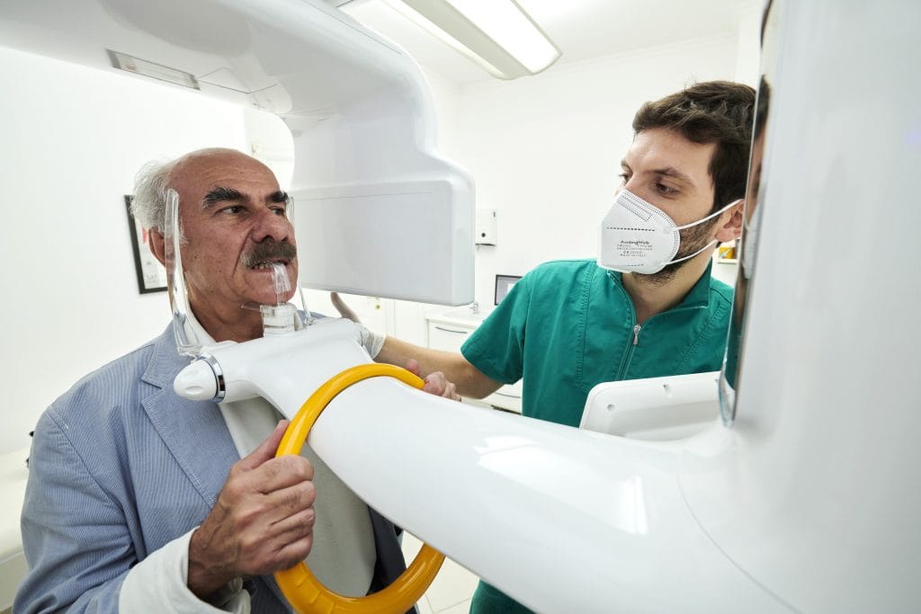 Landing Implantologia Flapless a Roma Tuscolana e Montesacro